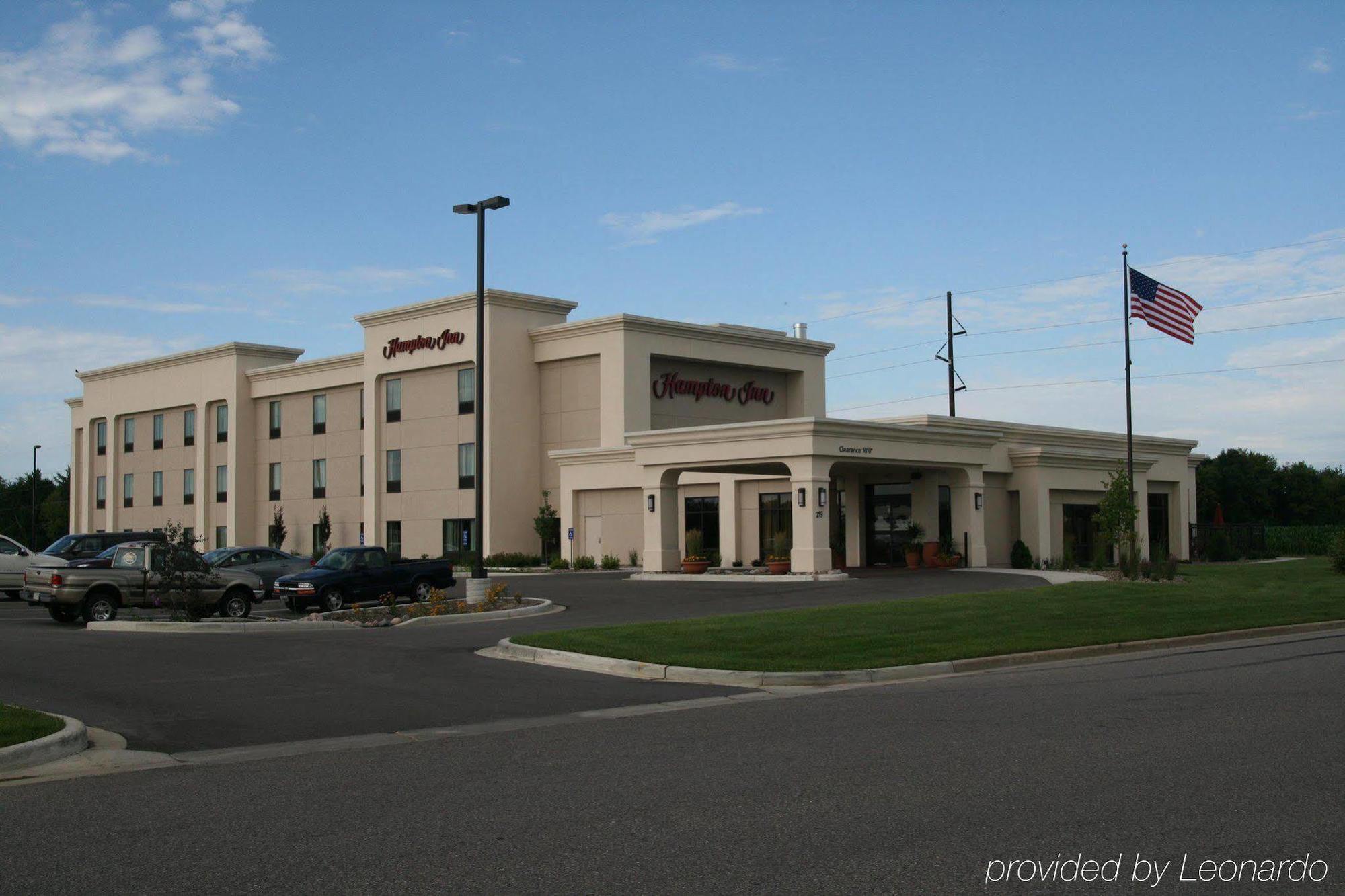 Hampton Inn Tomah Exterior photo